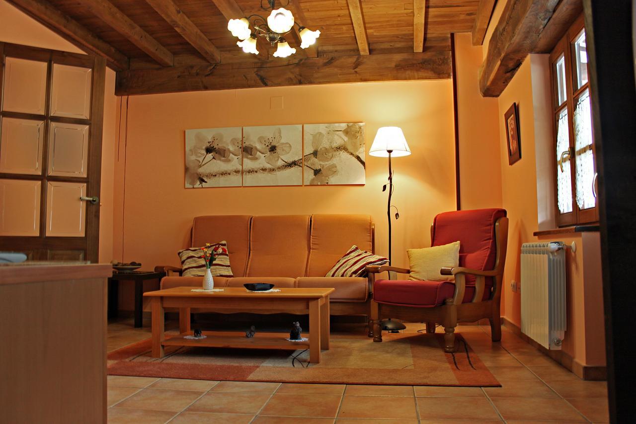 Apartamentos El Llago Boal 외부 사진