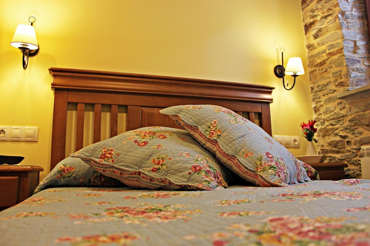Apartamentos El Llago Boal 외부 사진