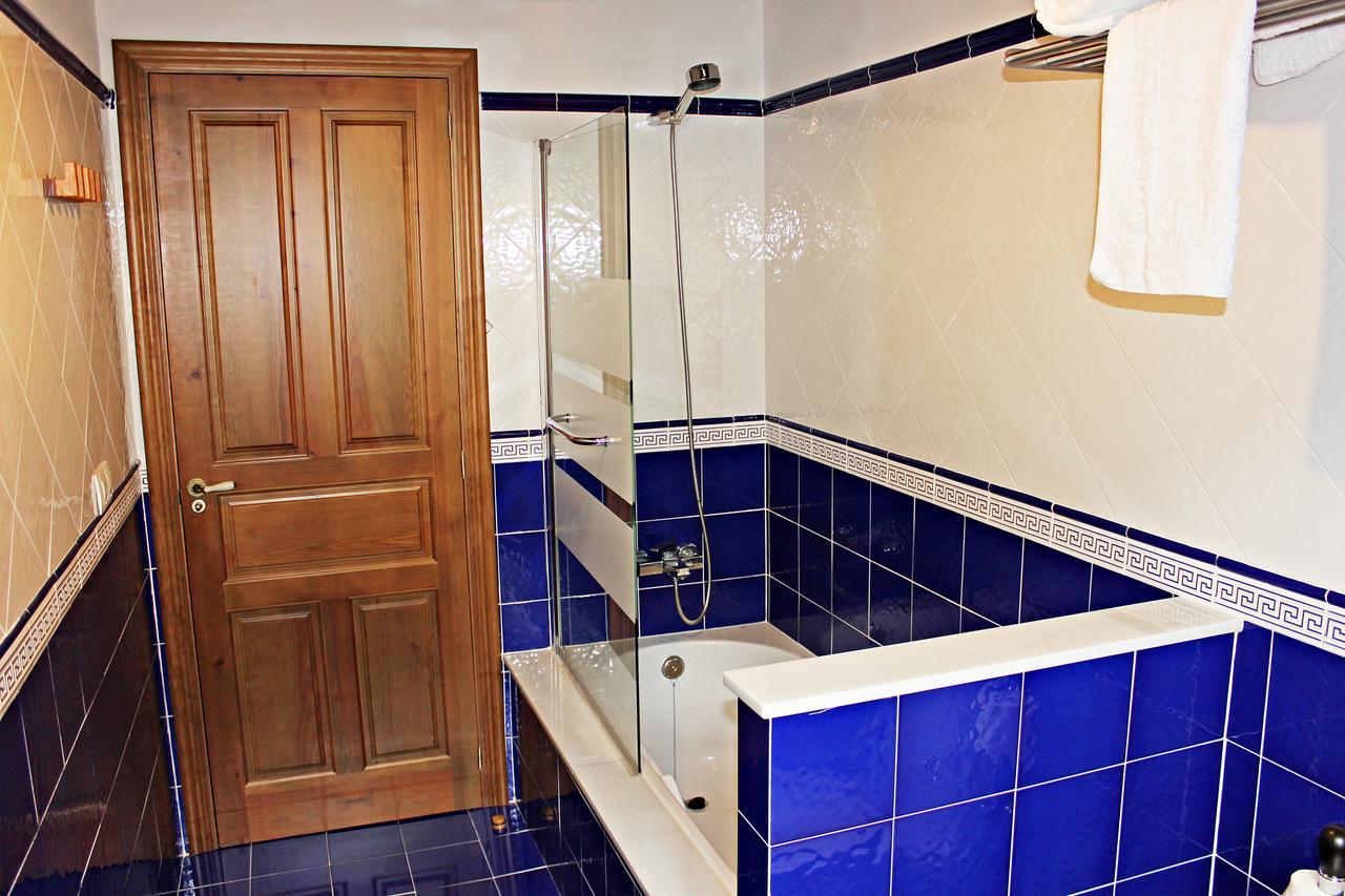 Apartamentos El Llago Boal 외부 사진