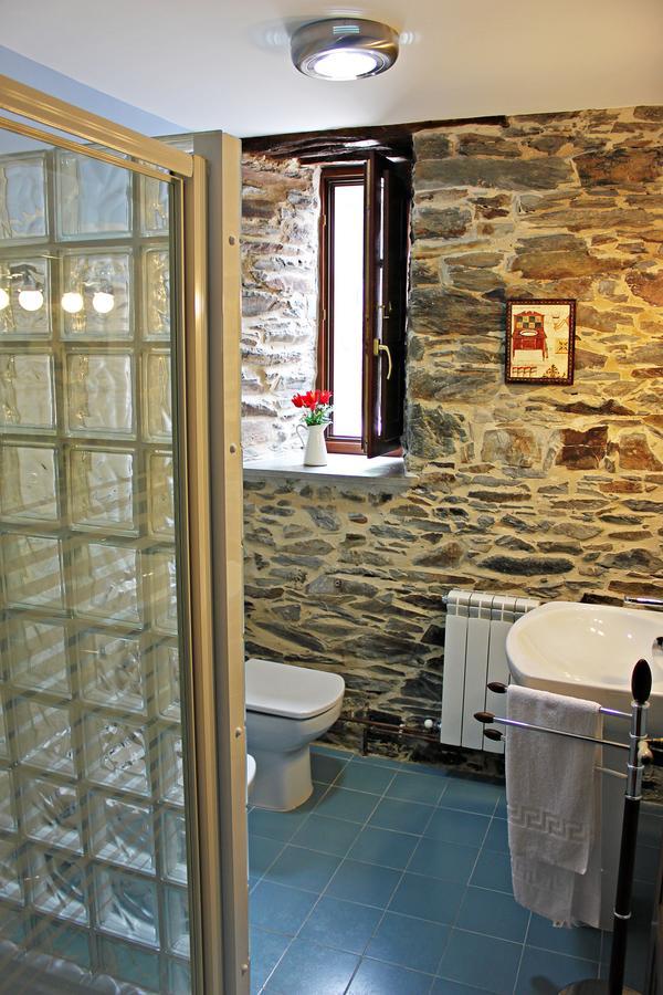 Apartamentos El Llago Boal 외부 사진